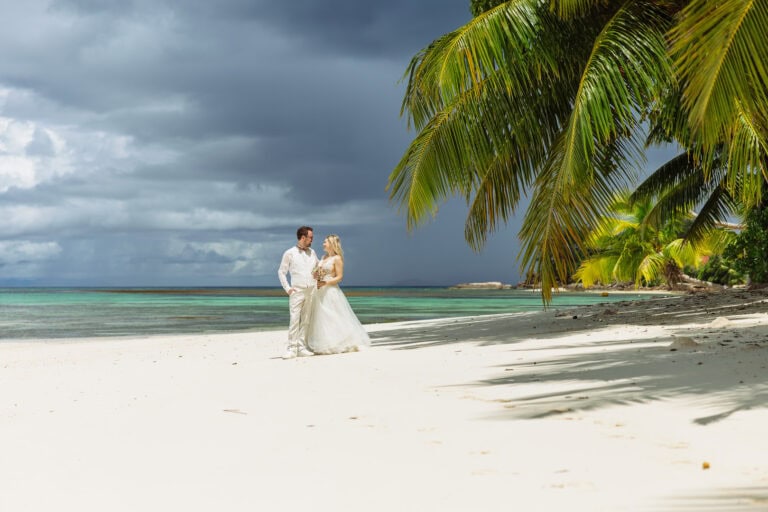 hochzeit seychellen brautpaar nadine michael 13