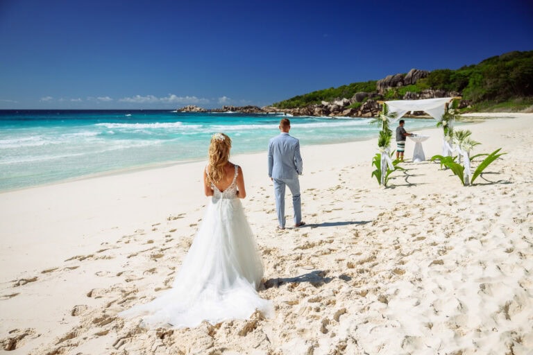 hochzeit seychellen brautpaar birute stefan 02